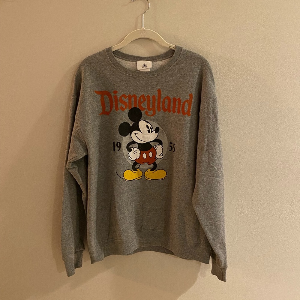NWOT - Disneyland Sweatshirt, Size M